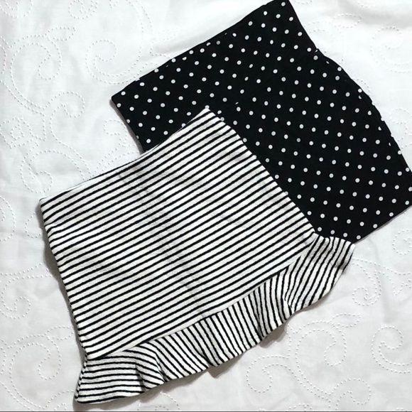Forever 21 Dresses & Skirts - Bundle of Two Skirts Black and White Size S/M